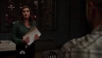 Click to watch 'Missing Pieces' (popup) Law And Order SVU